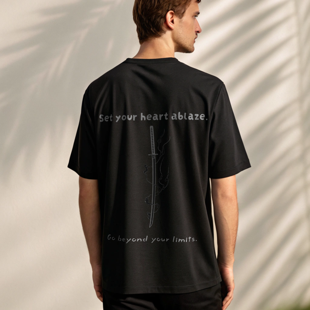 Set Your Heart Ablaze Oversized T-Shirt – Demon Slayer Season 4 Exclusive